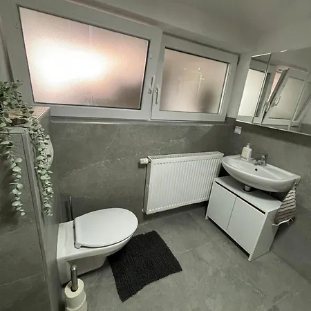 Blick Zur Bergkirche