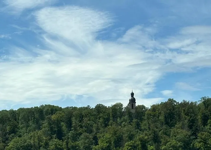 Blick Zur Bergkirche *