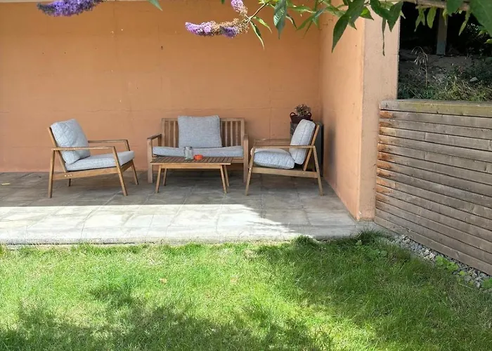 Blick Zur Bergkirche Weikersheim